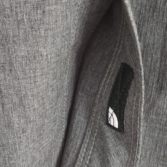 The North Face Men's Grey Button-Up Large Shirt - Picture 12 of 12